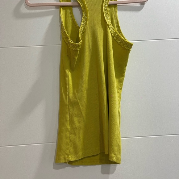 One size fits all in yellow very elegant tank top - Picture 5 of 5